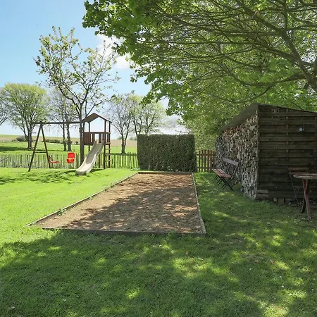 Cushy Holiday With Fenced Garden *